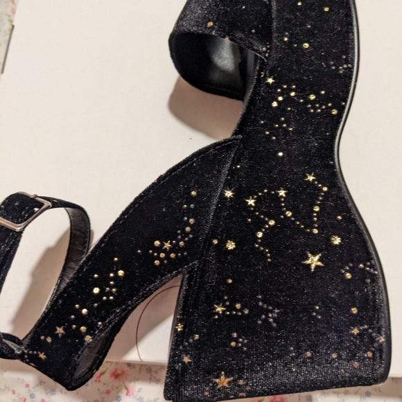 Urban Outfitters Clara platform sandals - Picture 6 of 6